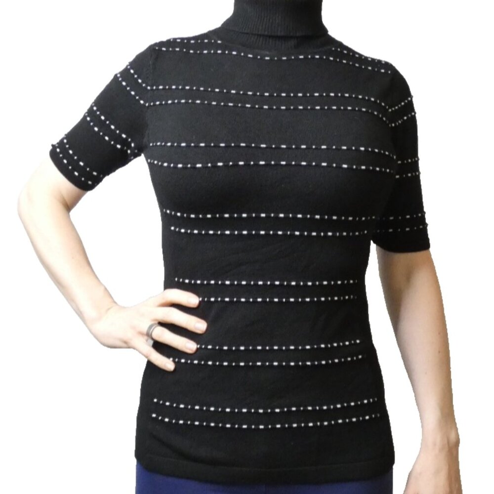 Sweater Size XS Black & White WHBM Designer Top Soft Blouse Office Career Core